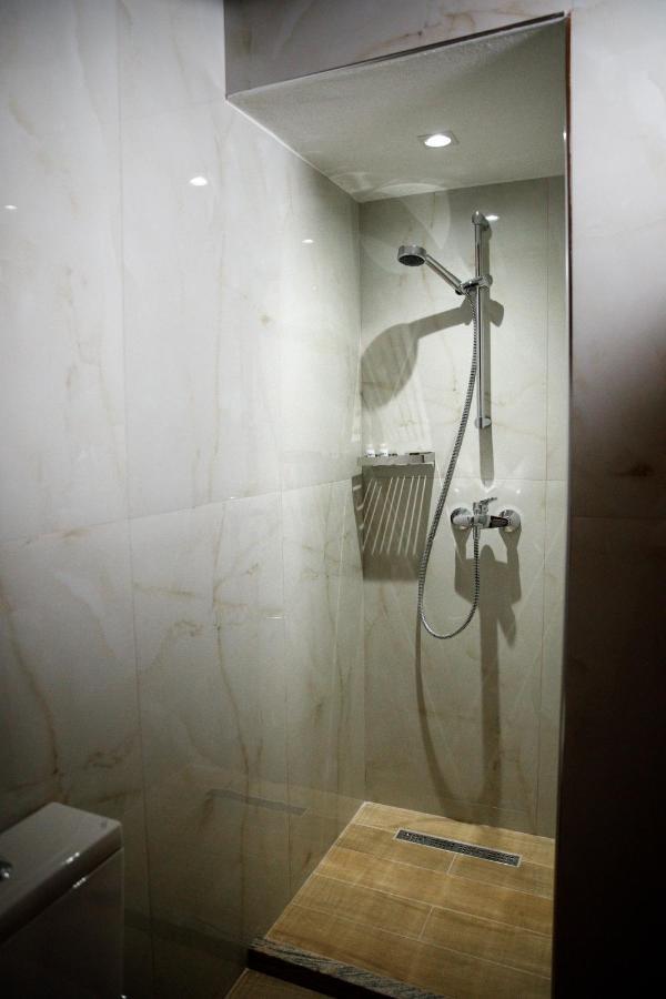 Hotel Sarajet 1821 Gjirokaster Ngoại thất bức ảnh