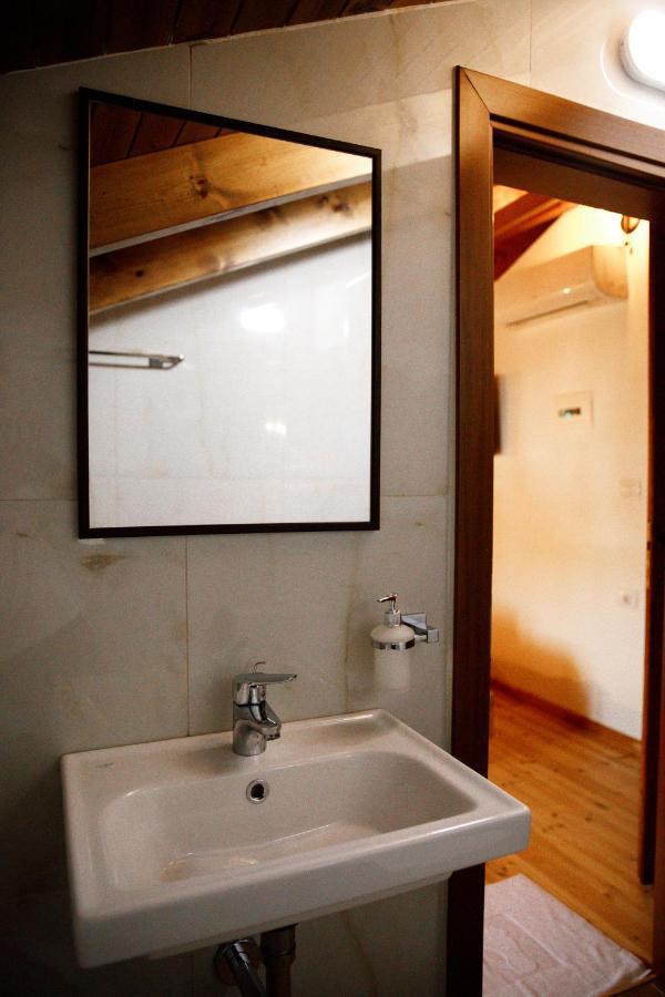 Hotel Sarajet 1821 Gjirokaster Ngoại thất bức ảnh