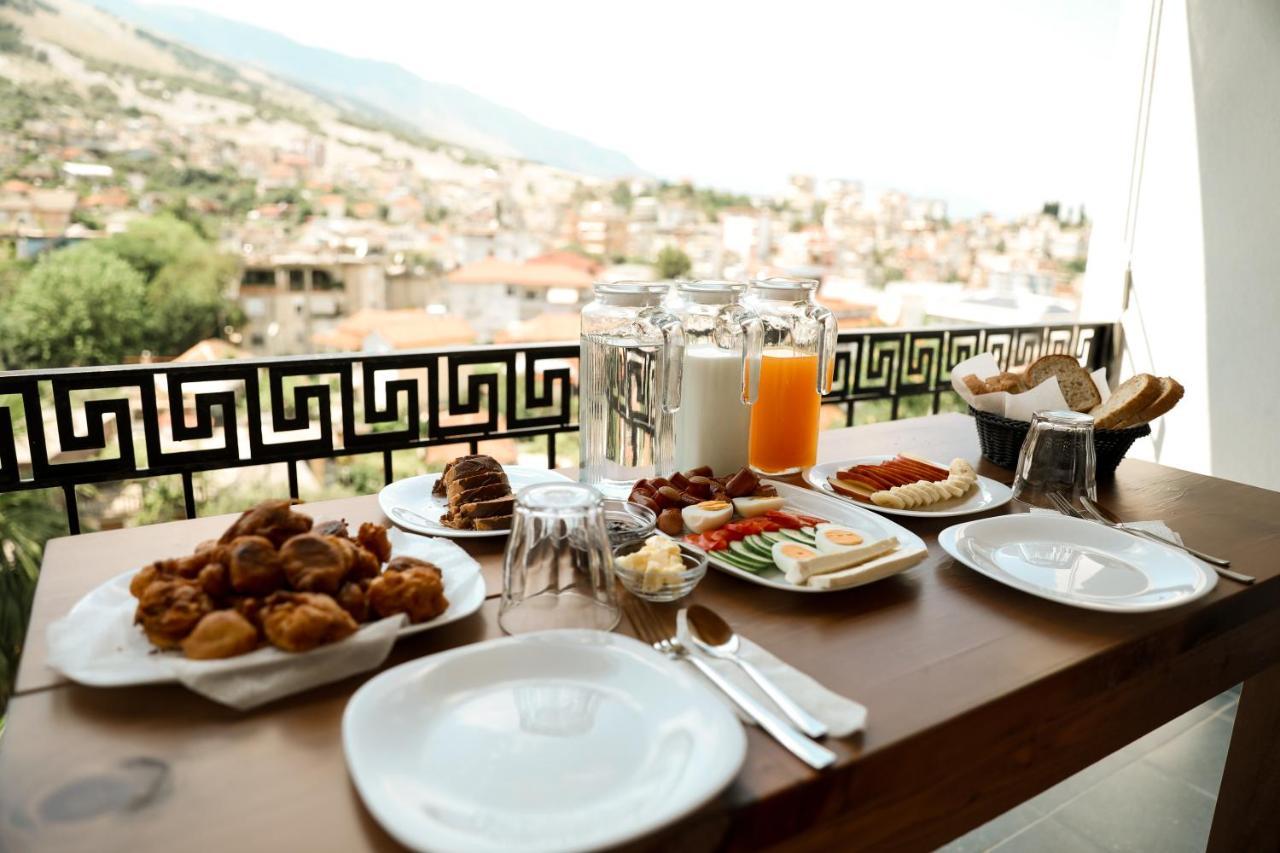 Hotel Sarajet 1821 Gjirokaster Ngoại thất bức ảnh